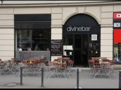 Foto: divinebar